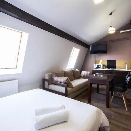 Apartment аpartments In The Center On Mitniy Square Lviv