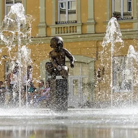 Apartment аpartments In The Center On Mitniy Square *